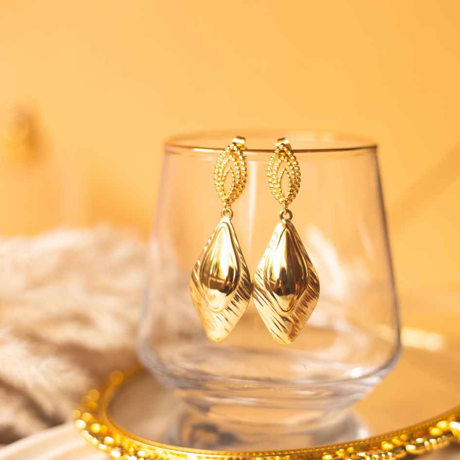 Sunlit leaf earring